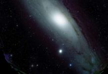 仙女座星系是銀河系最近的鄰居星系 距離我們有250萬(wàn)光年
