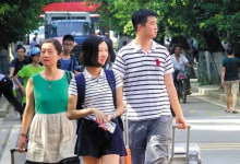 今年的高考分數預計將會下調并且部分學校都進行了擴招
