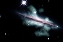 在星系NGC 4217中發(fā)現(xiàn)了新的宇宙磁場(chǎng)結(jié)構(gòu)
