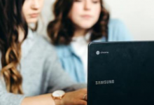 Google向加利福尼亞州的學(xué)生捐贈(zèng)了4000臺(tái)Chromebook和免費(fèi)無線網(wǎng)絡(luò)