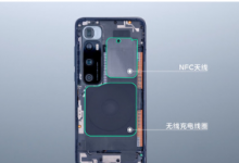 小米10至尊紀念版采用了更高效的4:2充電架構