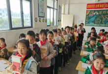 書香進(jìn)校園 海豹閱讀打造小學(xué)生優(yōu)秀共讀種子班級(jí)