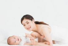 為什么新生兒會經(jīng)常打嗝原因是什么