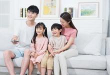 父母如何正確引導(dǎo)孩子看電視方法分享