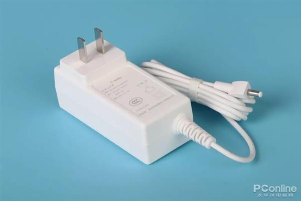 手機無線充電器全面對比：99元到397元有區(qū)別嗎？