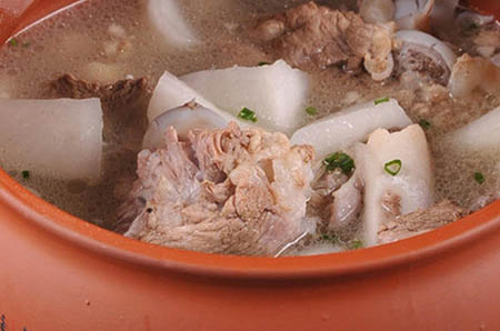 簡(jiǎn)單天鵝簡(jiǎn)筆畫怎么畫3