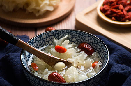 蝴蝶簡(jiǎn)筆畫步驟4