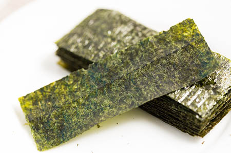 彩色簡(jiǎn)筆畫燕子的畫法1