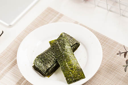 彩色簡(jiǎn)筆畫燕子的畫法2