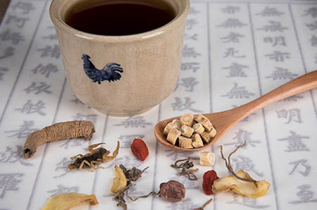 卡通變色龍簡(jiǎn)筆畫教程4