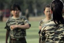 日常生活:軍訓(xùn)曬黑怎樣快速變白
