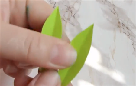 勞動節(jié)花朵卡片制作方法4